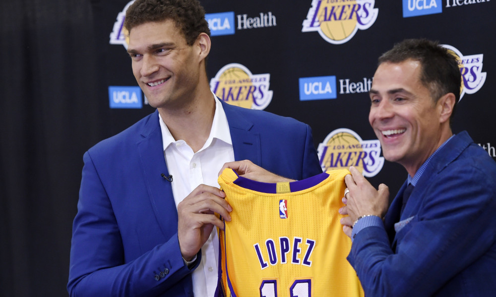 AP Photo/Chris Pizzello