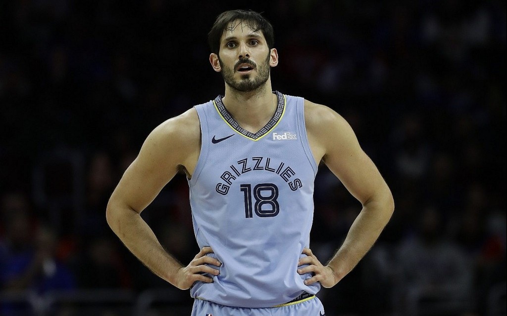 AP_18337090034812-e1563112655347