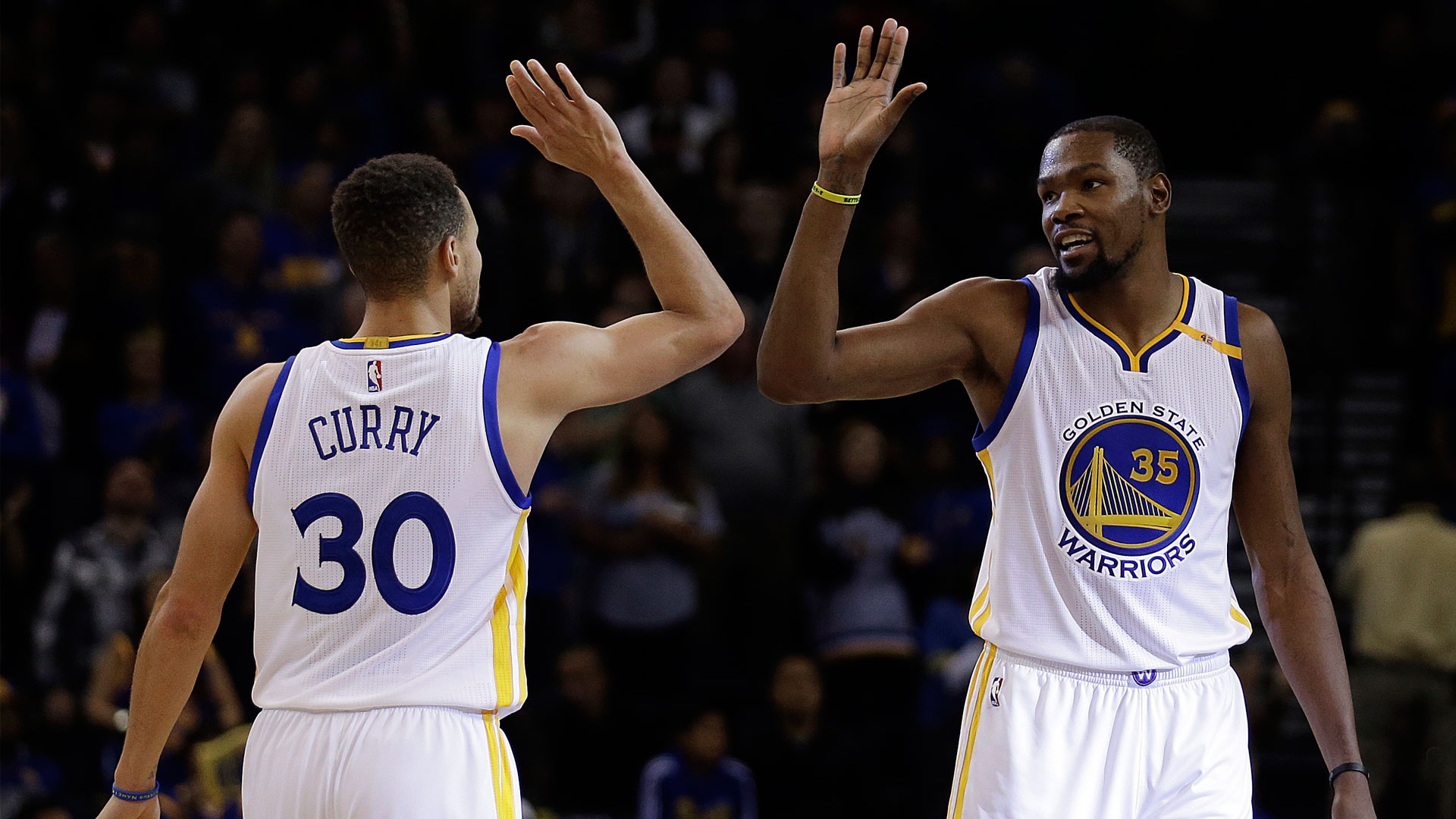 curry-steph-durant-kevin-high-five