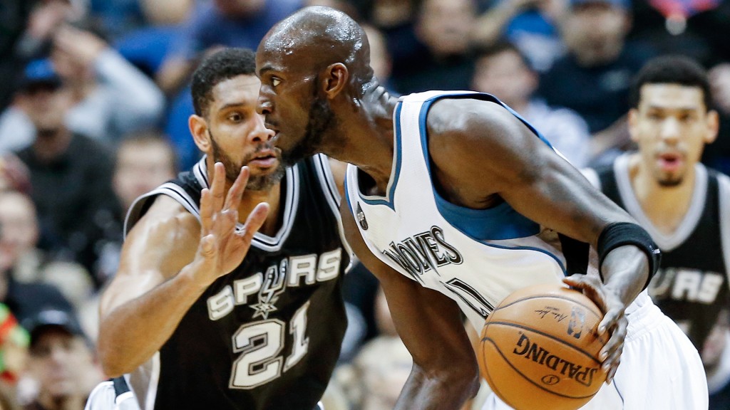 kevin-garnett-tim-duncan-122915-ap-ftrjpg_1inzbegyjlq8i18igwfrz0wua3