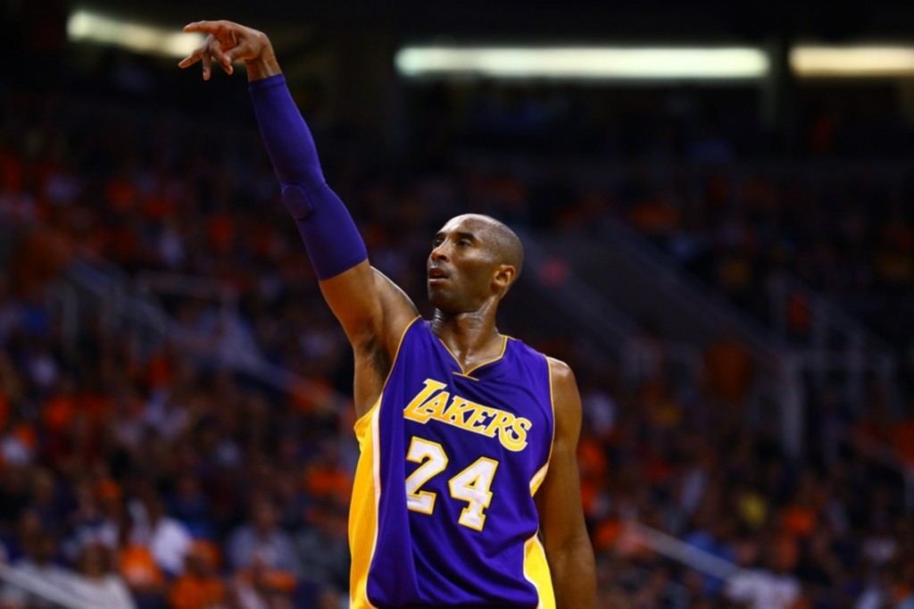 NBA Fans React To Edited Meme Of Kobe Bryant Moonwalking After His Free Throws: "I Wish This Was Real"