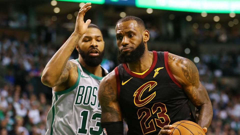 marcus-morris-lebron-james-05122018-usnews-getty-ftr_kkeqcg5myozz1rkucpyw5wgwt