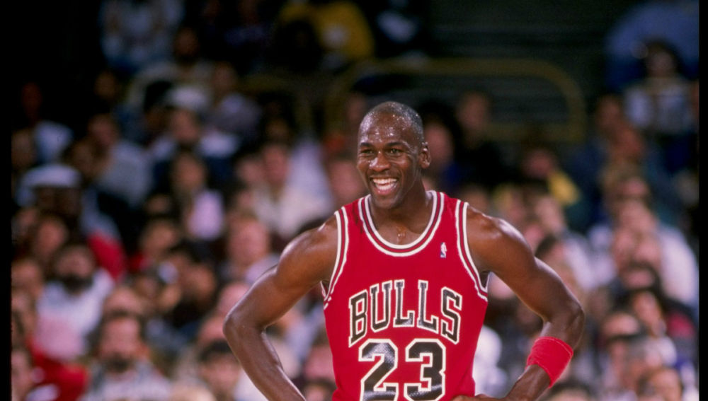 Michael Jordan Epic Joke: “My Father Is 5’10, My Mother Is 5’5. The Milkman Is About 6’7”