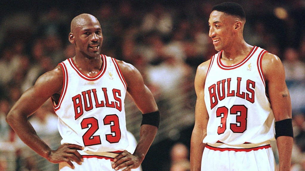 michael-jordan-scottie-pippen-040316-getty-ftr_1tiig56au6rvg1qb9mjrtqnibk