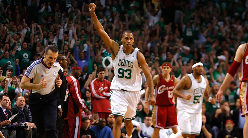 P.J-Brown-Boston-Celtics-NBA-Playoffs-2008-G7-CLE