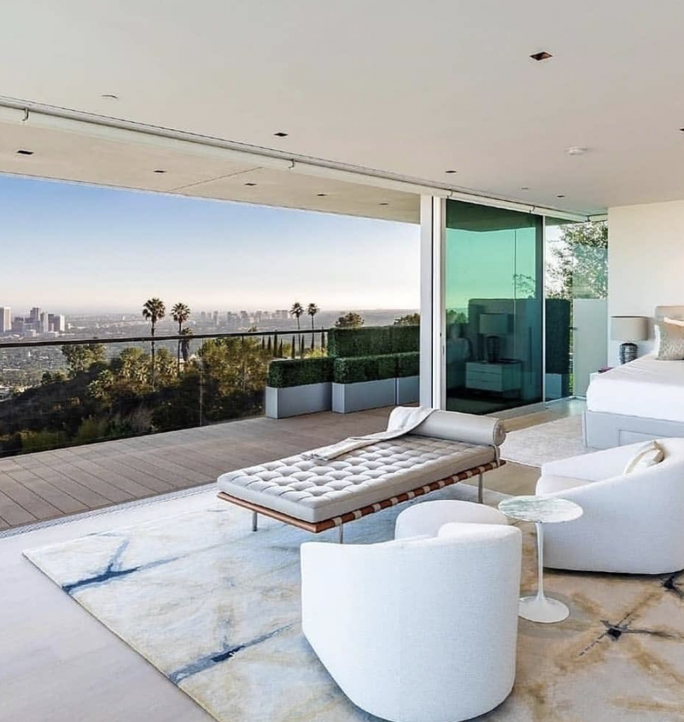 (via @lux.interiors)