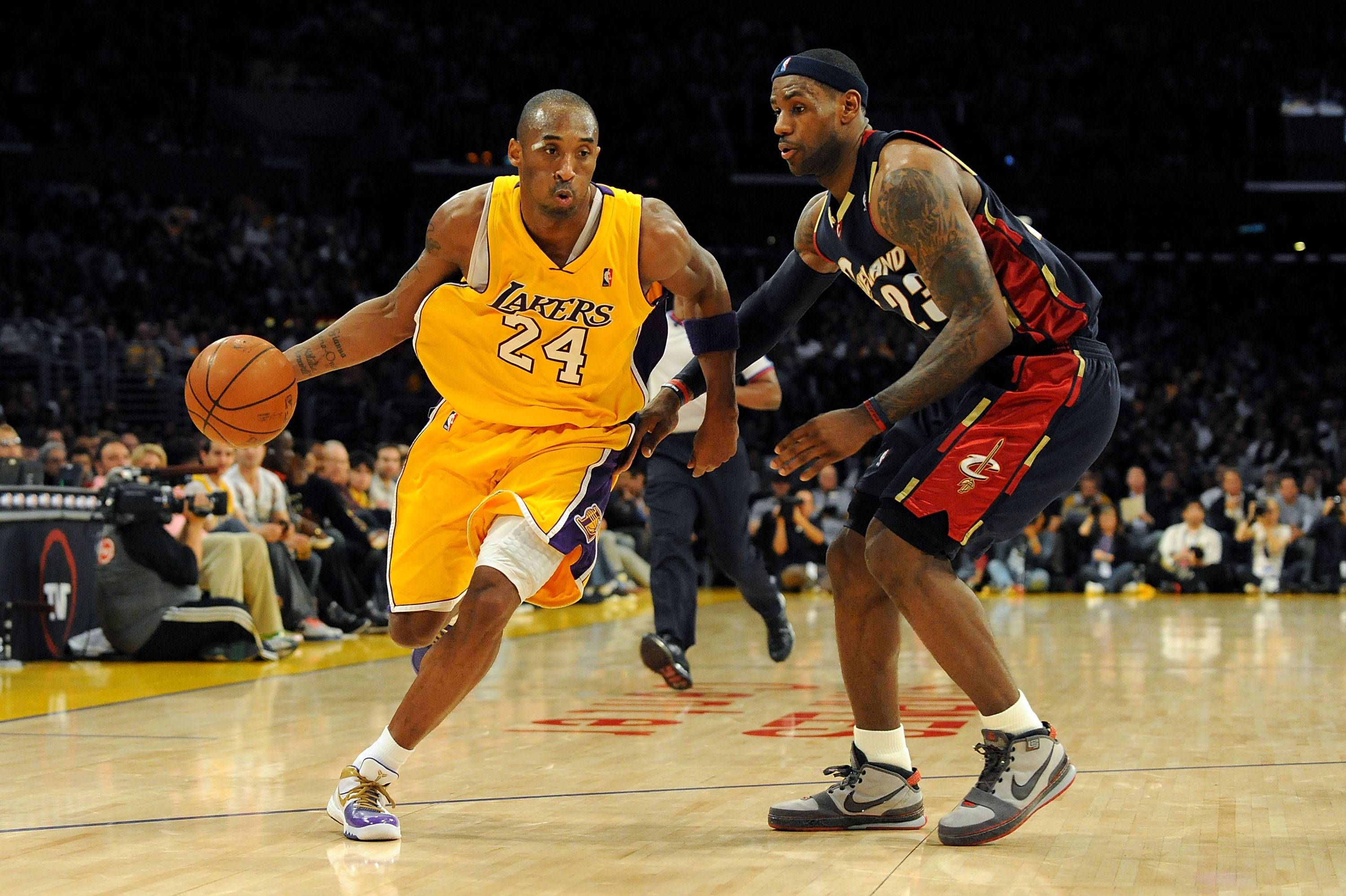 Kobe Bryant Lakers vs. LeBron James Cavs