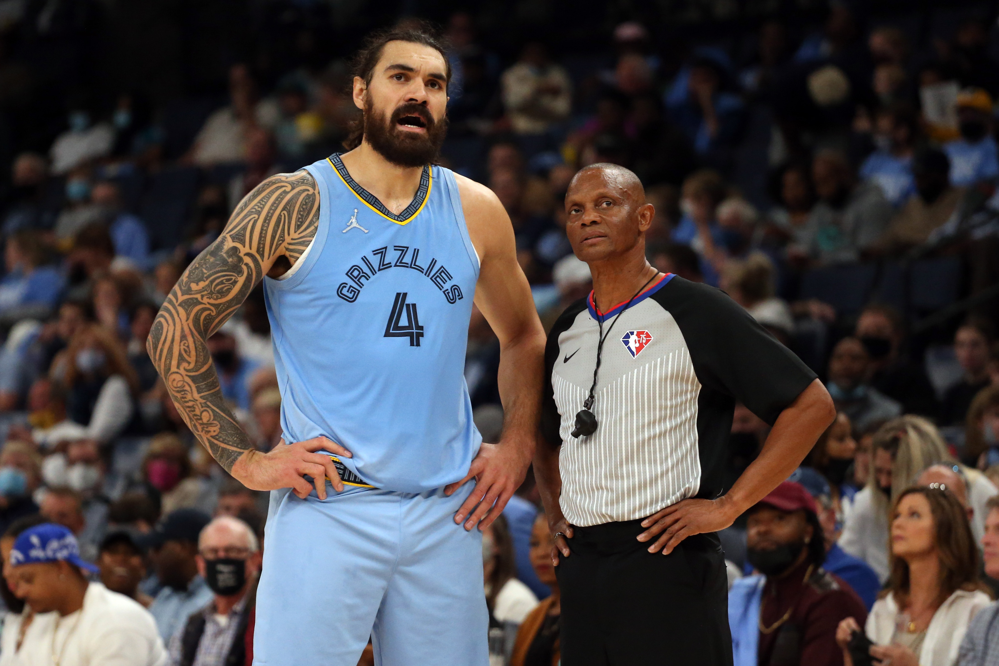 Steven Adams Gave A Legendary Response To Reporter Saying He Was ‘Very Large’: “Are You Saying I’m Fat? Watch Yourself.”