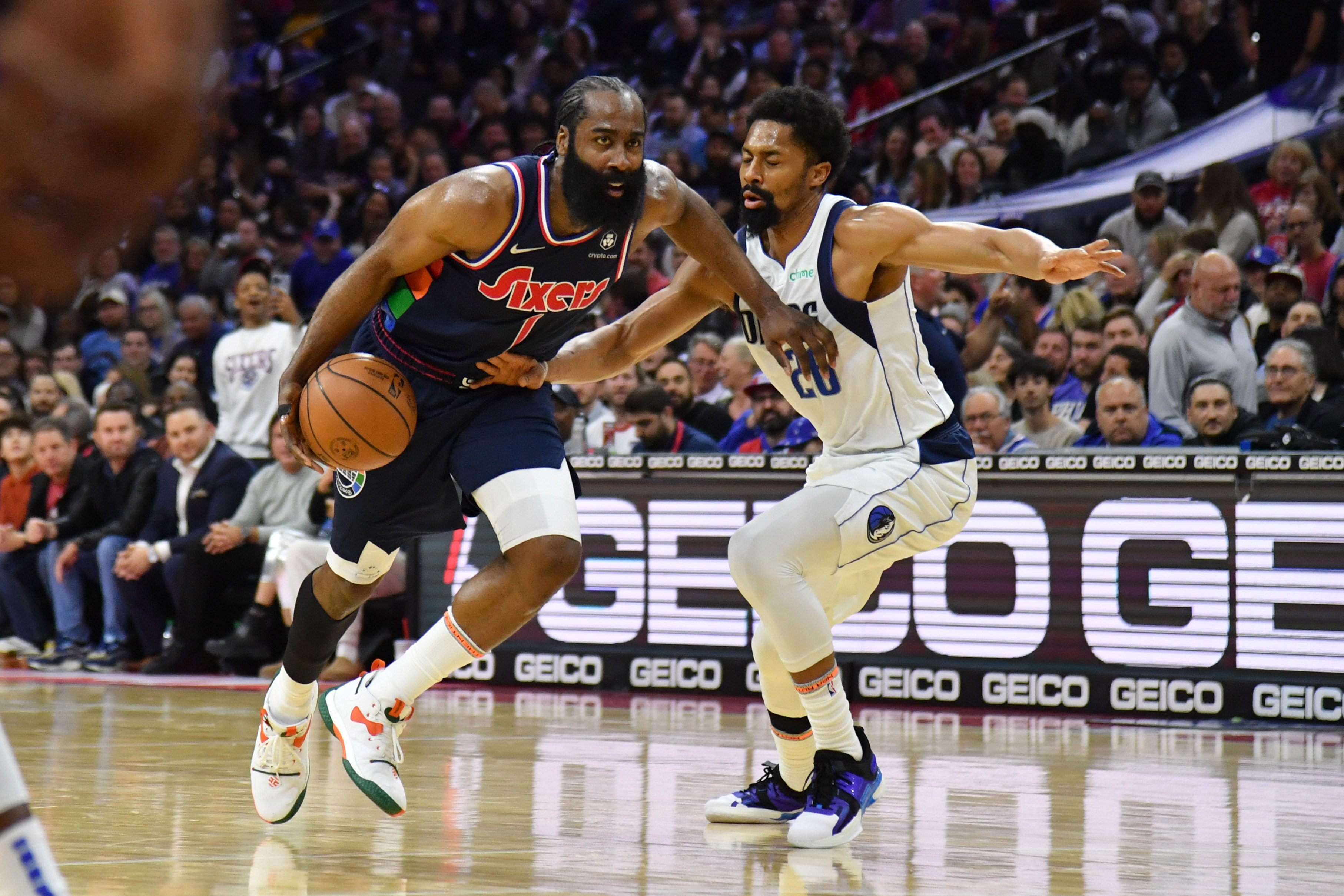 NBA Fan Tries To Mock James Harden With Old NBA 2K Photo: "This Is How Long James Harden Has Been Ringless"