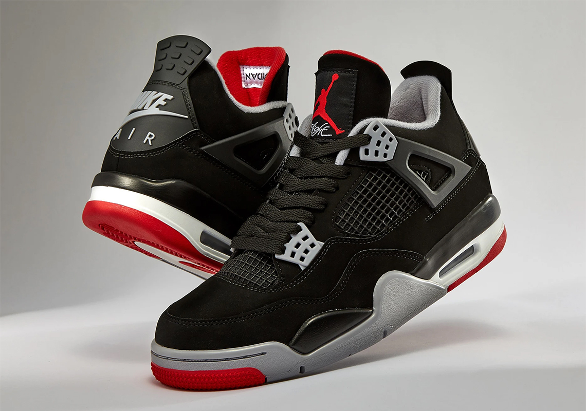 Air Jordan IV