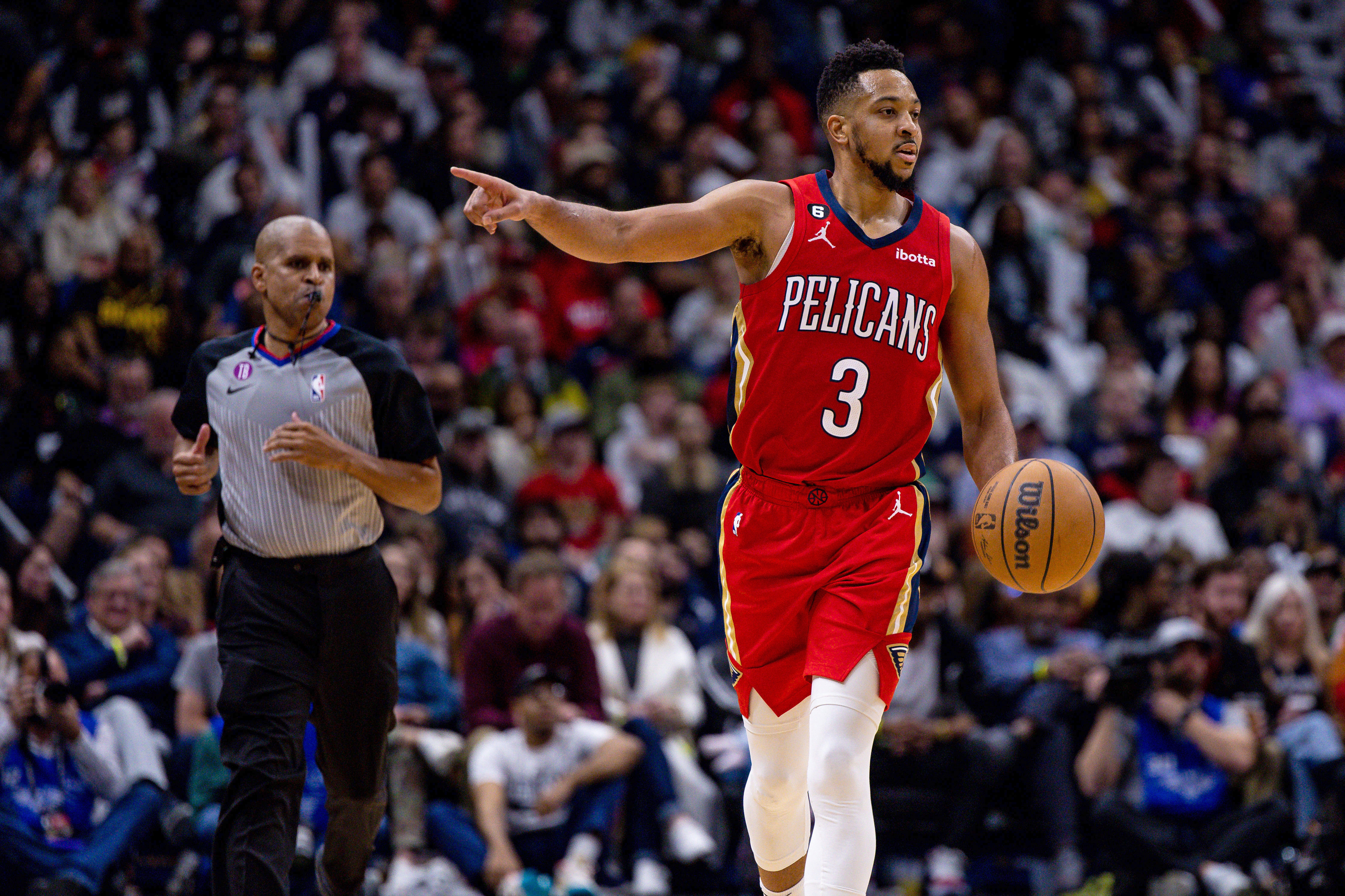 CJ McCollum Says He Has Invested In 30 Different Businesses Right Now: "I'm In Restaurant Franchising, Residential Housing..."