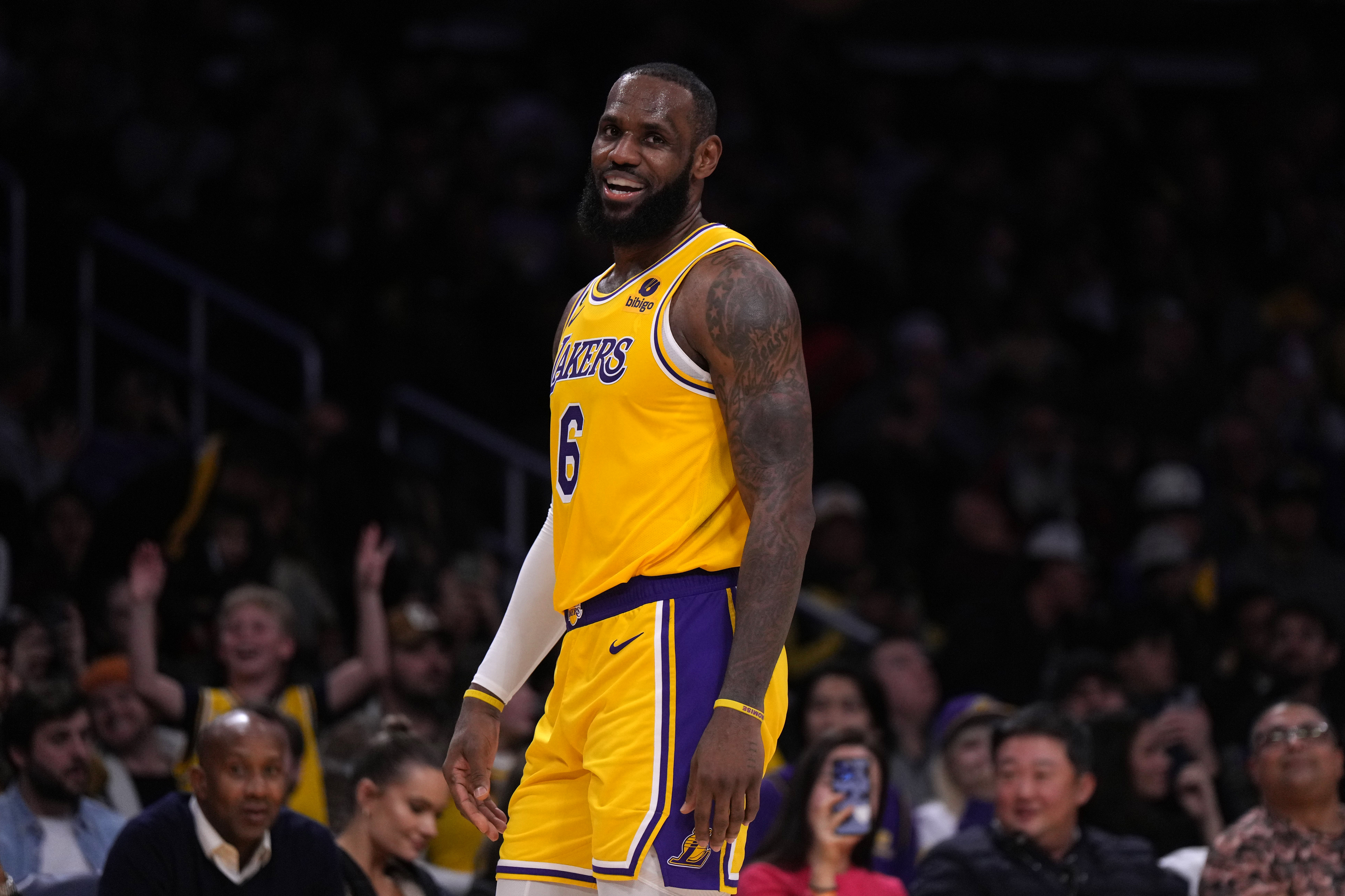 LeBron James' Minnesota High School Surprise Goes Viral