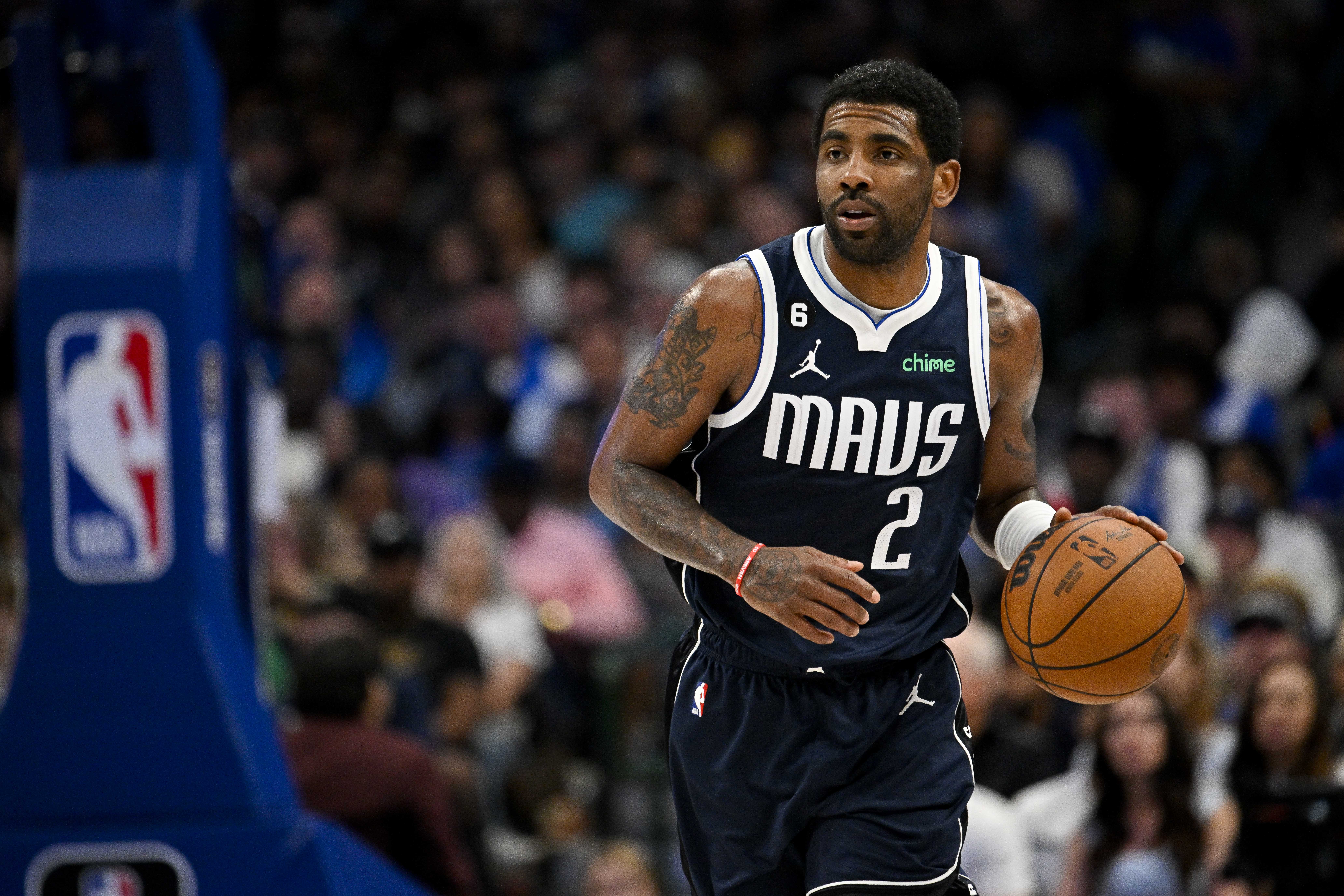 Chinese Shoe Brand Anta Has 'Heavy Interest' In Signing Kyrie Irving