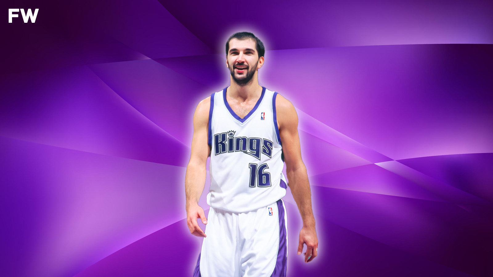 46-Year-Old Peja Stojakovic Rhythmically Fakes On The Catch And Hits 10 3-Pointers In  A Row