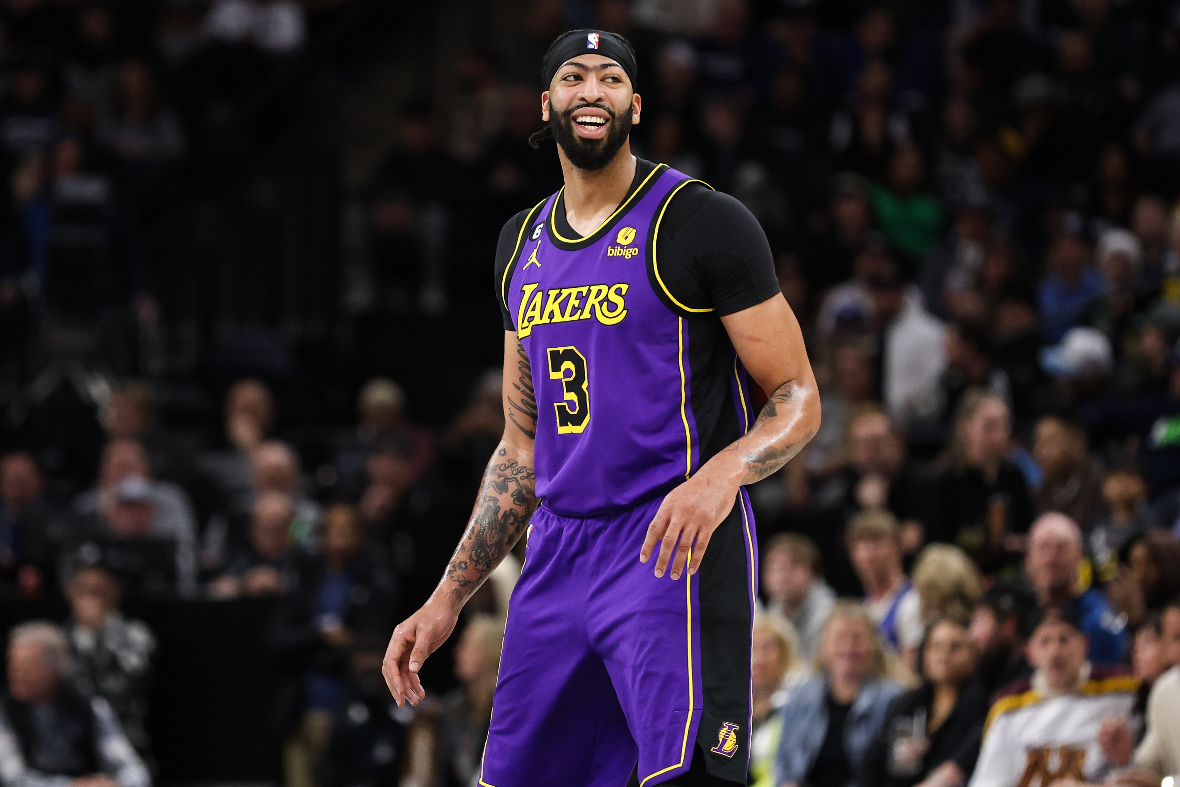 Anthony Davis Names His Top 5 Snacks Of All Time