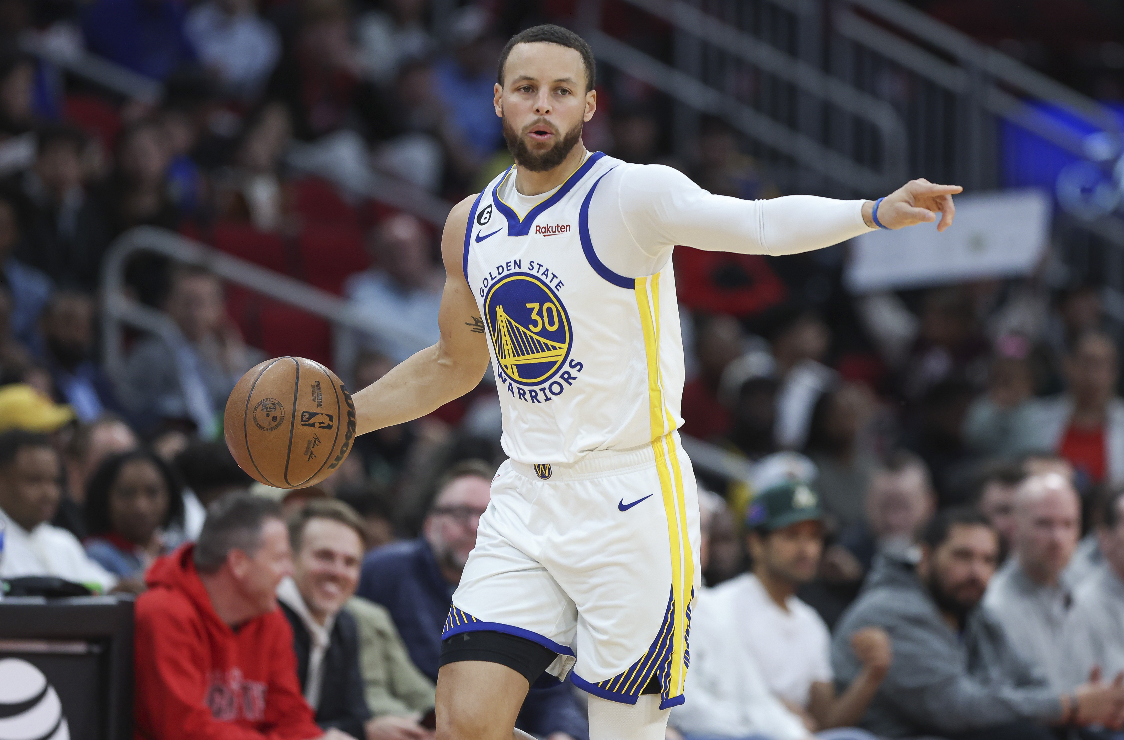 Stephen Curry Reveals He Wore The Wrong Size Of Sneakers From High School To His Rookie Year