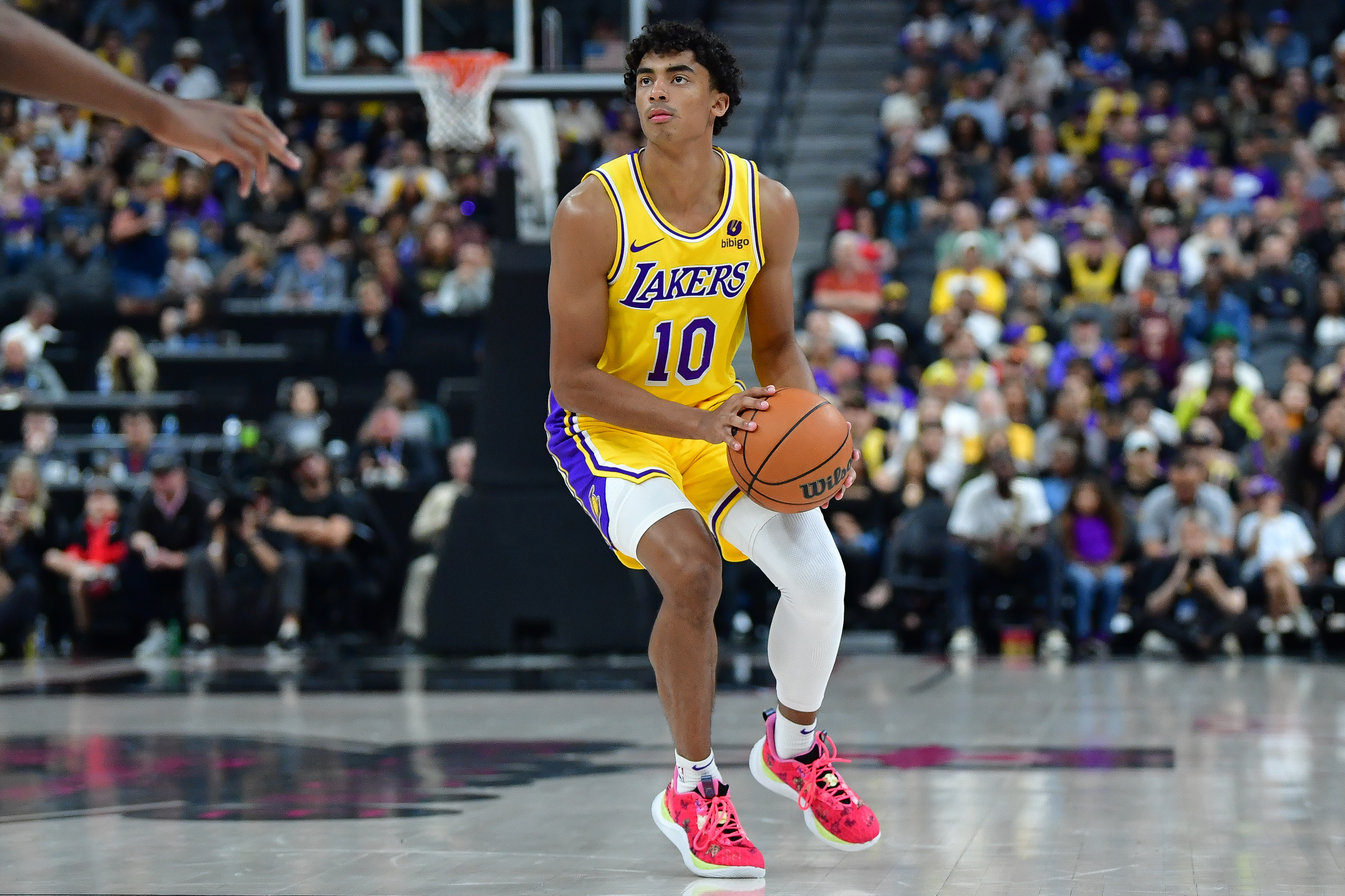 Instagram Model Exposes Lakers' Max Christie For Trying To Cheat On His Girlfriend