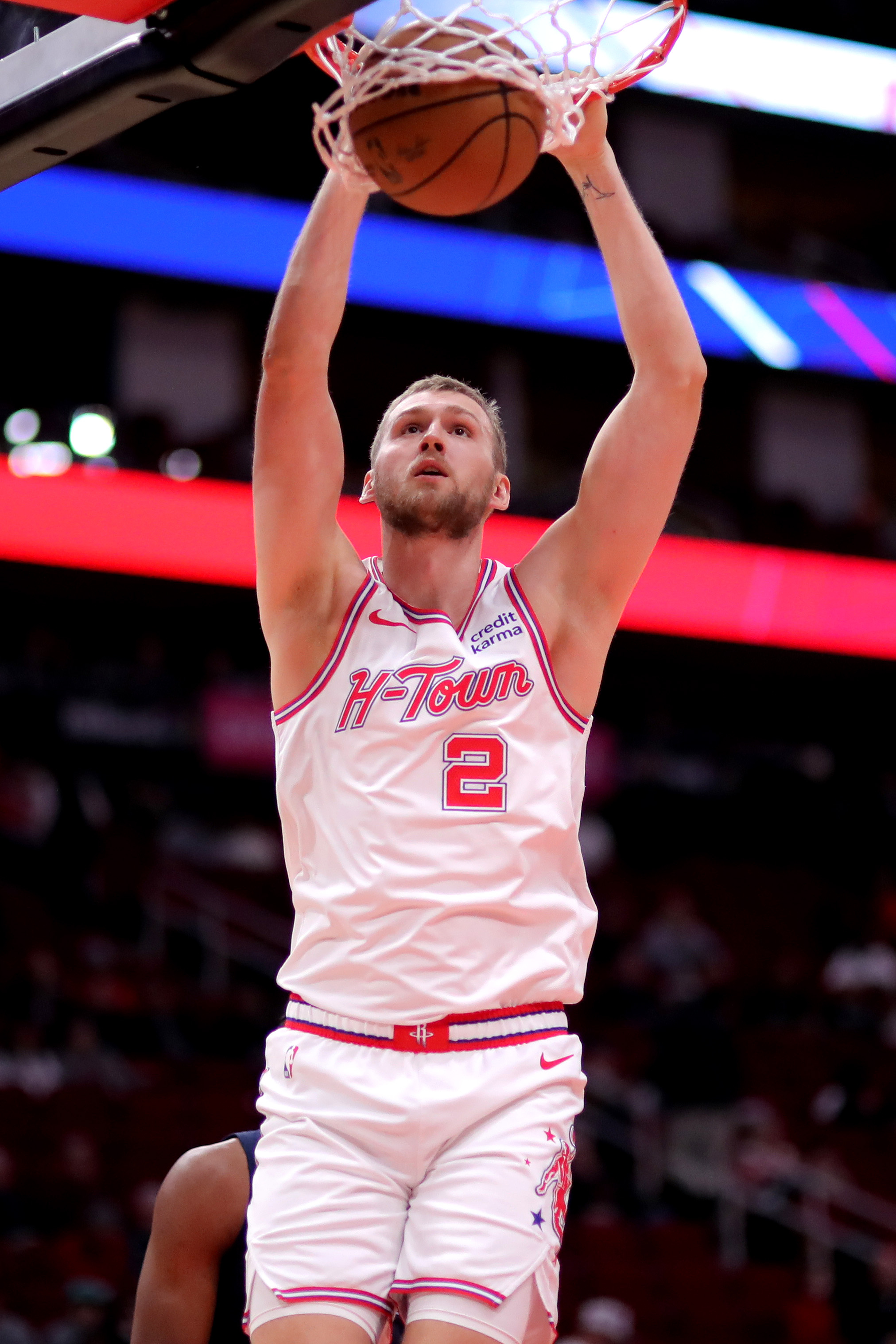 <em></figure>
<p><strong>Season Statistics: 1.6 PPG, 1.8 RPG, 0.5 APG, 0.3 SPG, 0.2 BPG</strong></p>
<p>Jock Landale was brought in by the <a href=