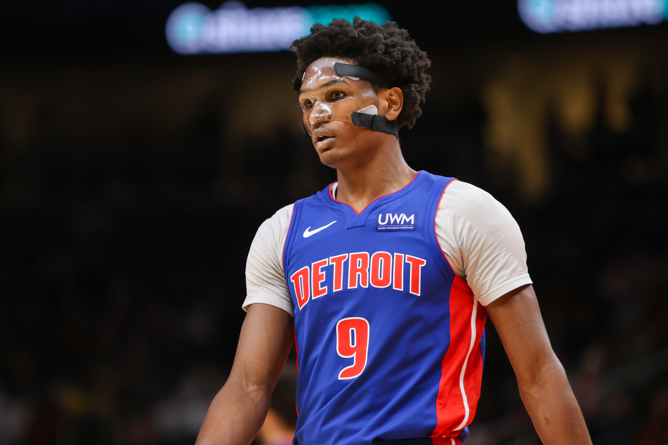 <em></figure>
<p><strong>2023-24 Statistics: 10.0 PPG, 8.1 RPG, 2.4 APG, 0.9 SPG, 1.1 BPG</strong></p>
<p>Ausar Thompson is making a significant impact in the 2023-24 NBA season, showcasing a level of performance that outshines his brother, Amen. Standing at 6’7″ and weighing 215 lbs, Thompson brings an impressive combination of athleticism and defensive prowess to the court. With statistics of 10.0 points, 8.1 rebounds,0.9 steals, and 1.1 blocks per game, he has emerged as a bright spot for the struggling <a href=