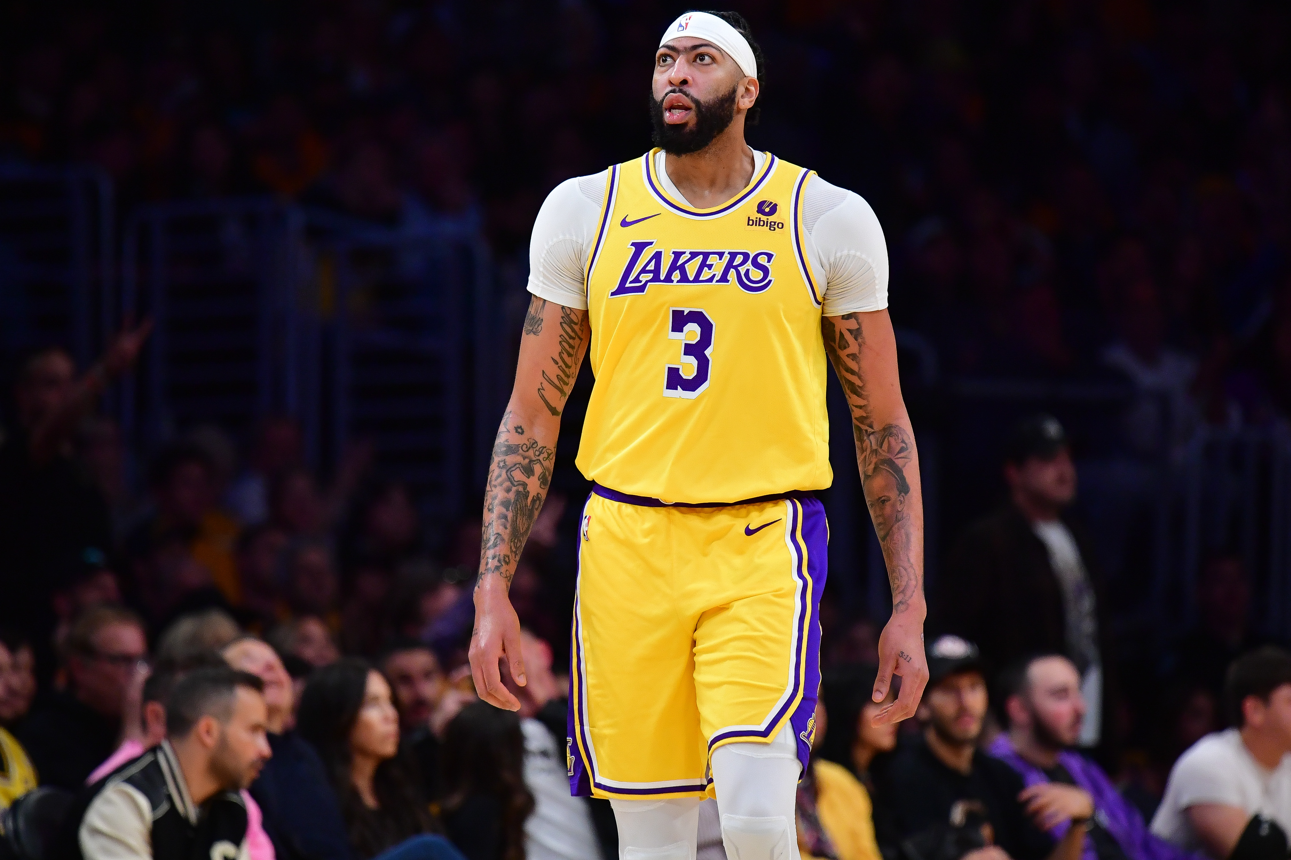 Anthony Davis Shows Off His New Back Tattoo: "Started With A Dream"