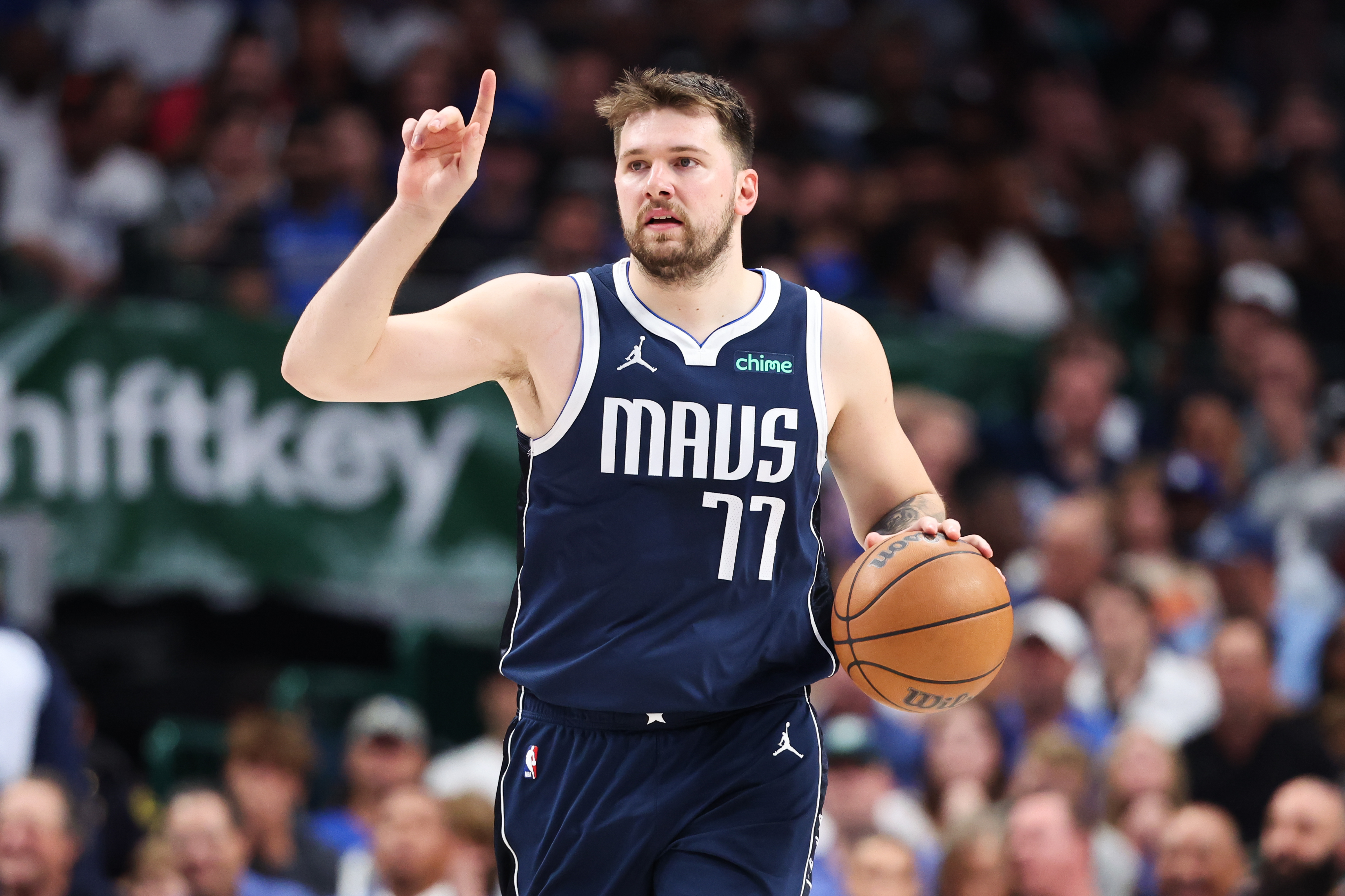 Jamal Crawford On Luka Doncic: "He's A Gangster... The Bigger The Moment, The Better He Is"