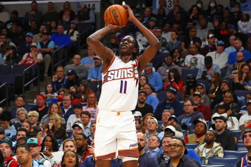 Phoenix Suns center Bol Bol (11) shoots for three during the third quarter against the Memphis Grizzlies at FedExForum.
