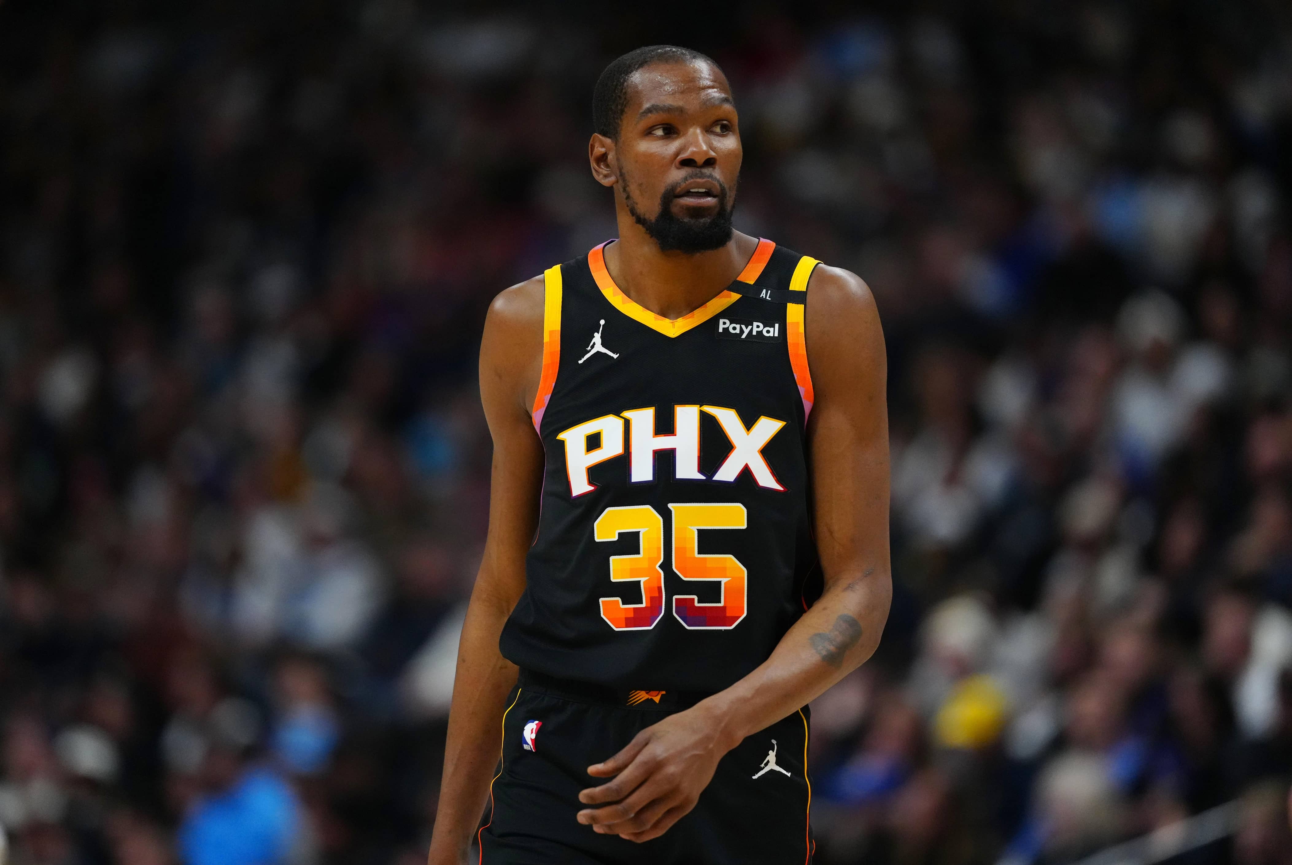 Denver, Colorado, USA; Phoenix Suns forward Kevin Durant (35) during the first quarter against the Denver Nuggets at Ball Arena. Mandatory Credit: Ron Chenoy-Imagn Images