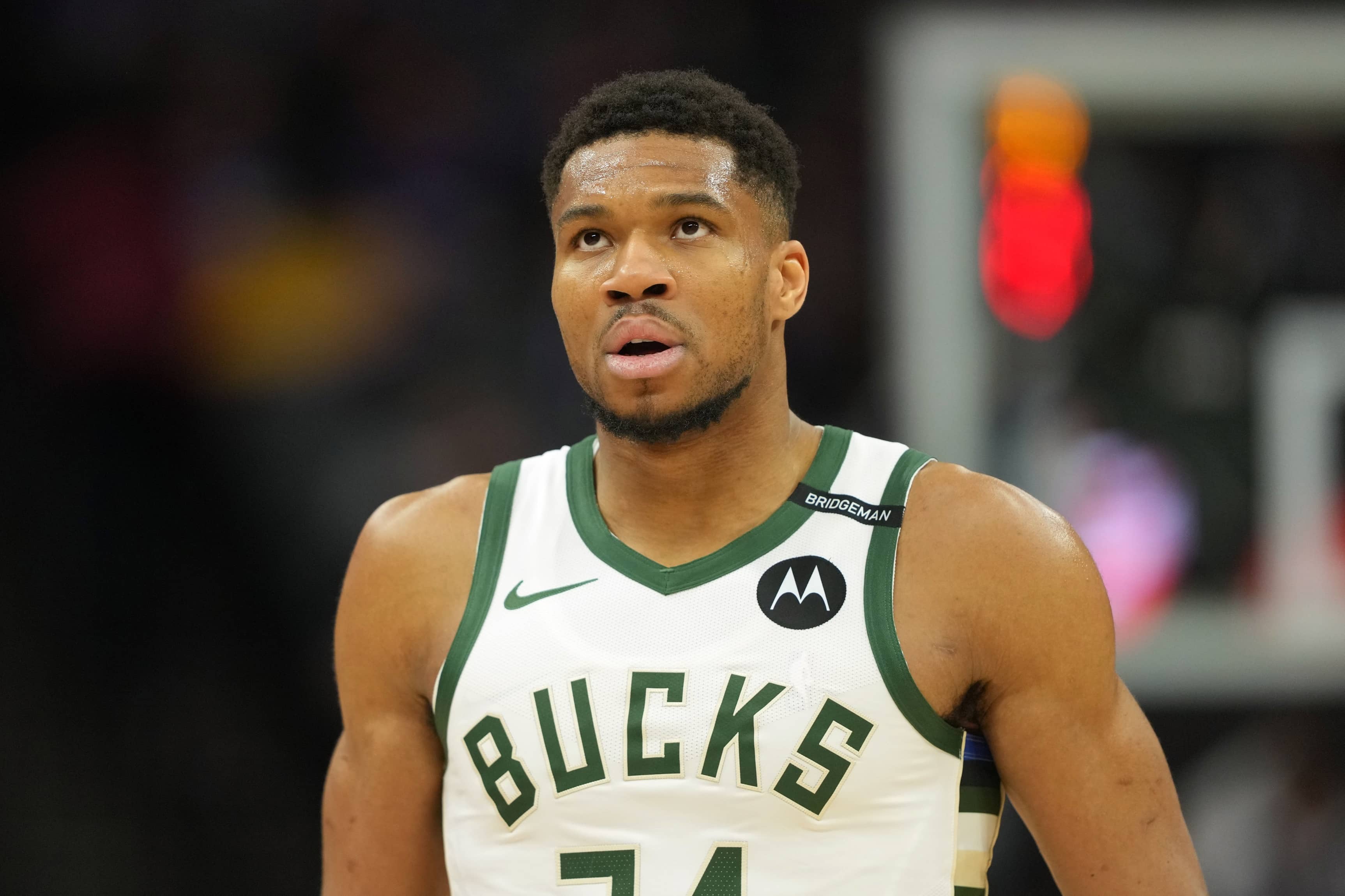 Milwaukee Bucks forward Giannis Antetokounmpo (34) during the third quarter against the Sacramento Kings at Golden 1 Center.