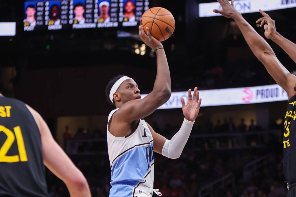 Atlanta Hawks forward Onyeka Okongwu (17) shoots against the Golden State Warriors in the first quarter at State Farm Arena.