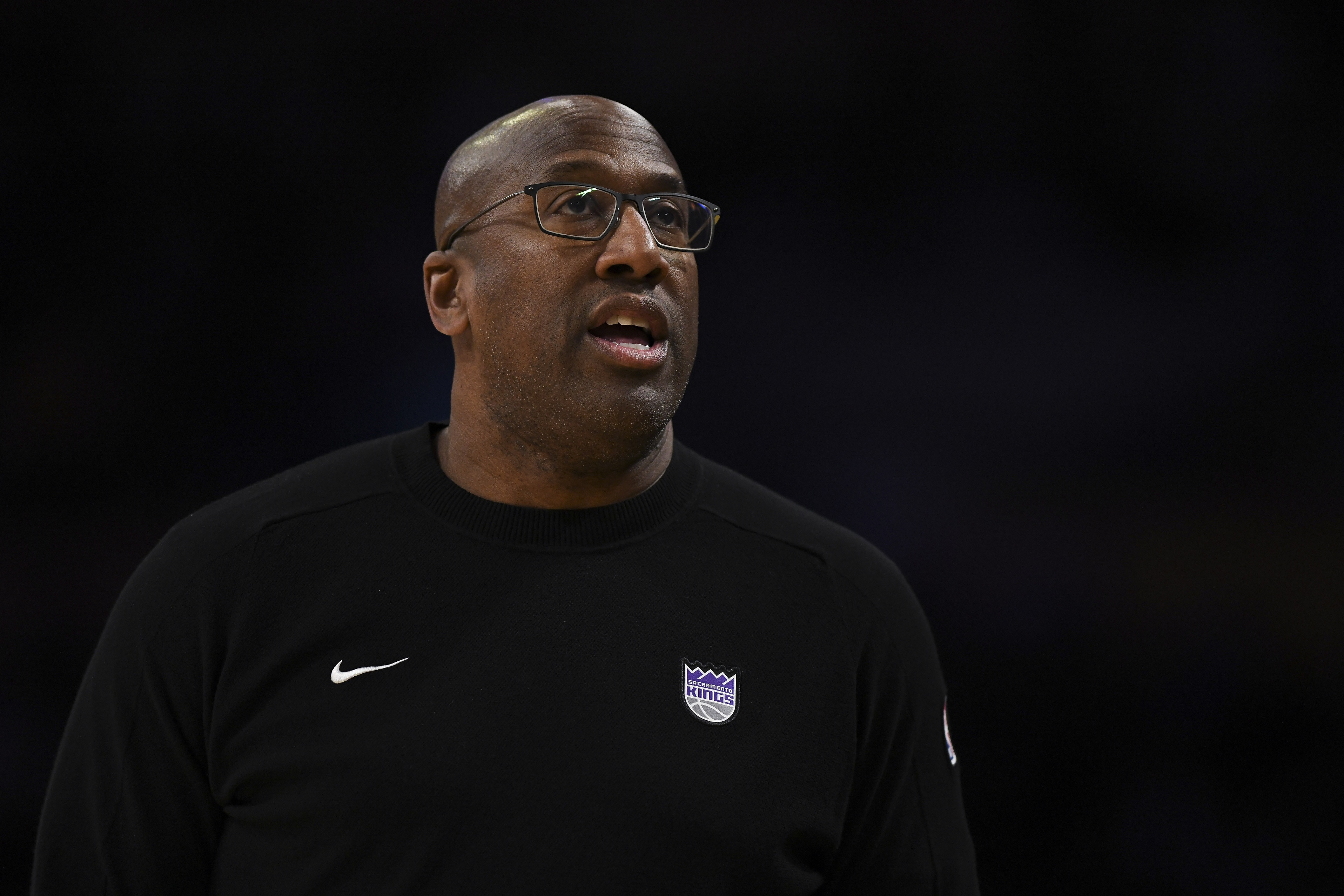 Sacramento Kings head coach Mike Brown reacts against the Los Angeles Lakers during the first half at Crypto.com Arena.