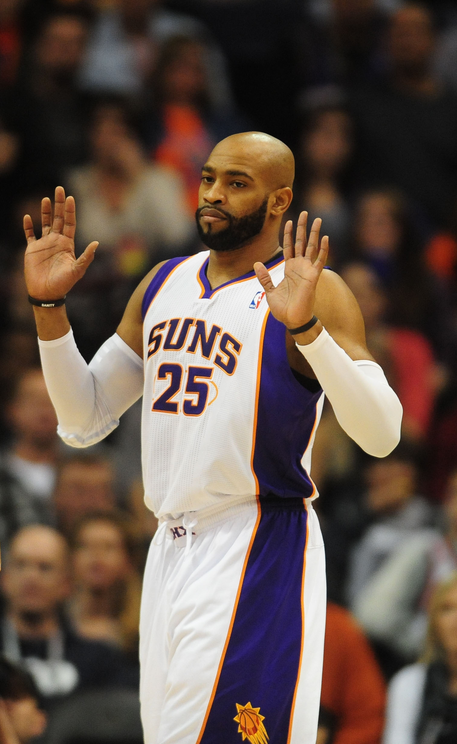 Dec. 29, 2010; Phoenix, AZ, USA; Phoenix Suns guard (25) Vince Carter against the Philadelphia 76ers at the US Airways Center. The 76ers defeated the Suns 123-110. Mandatory Credit: Mark J. Rebilas-Imagn Images  