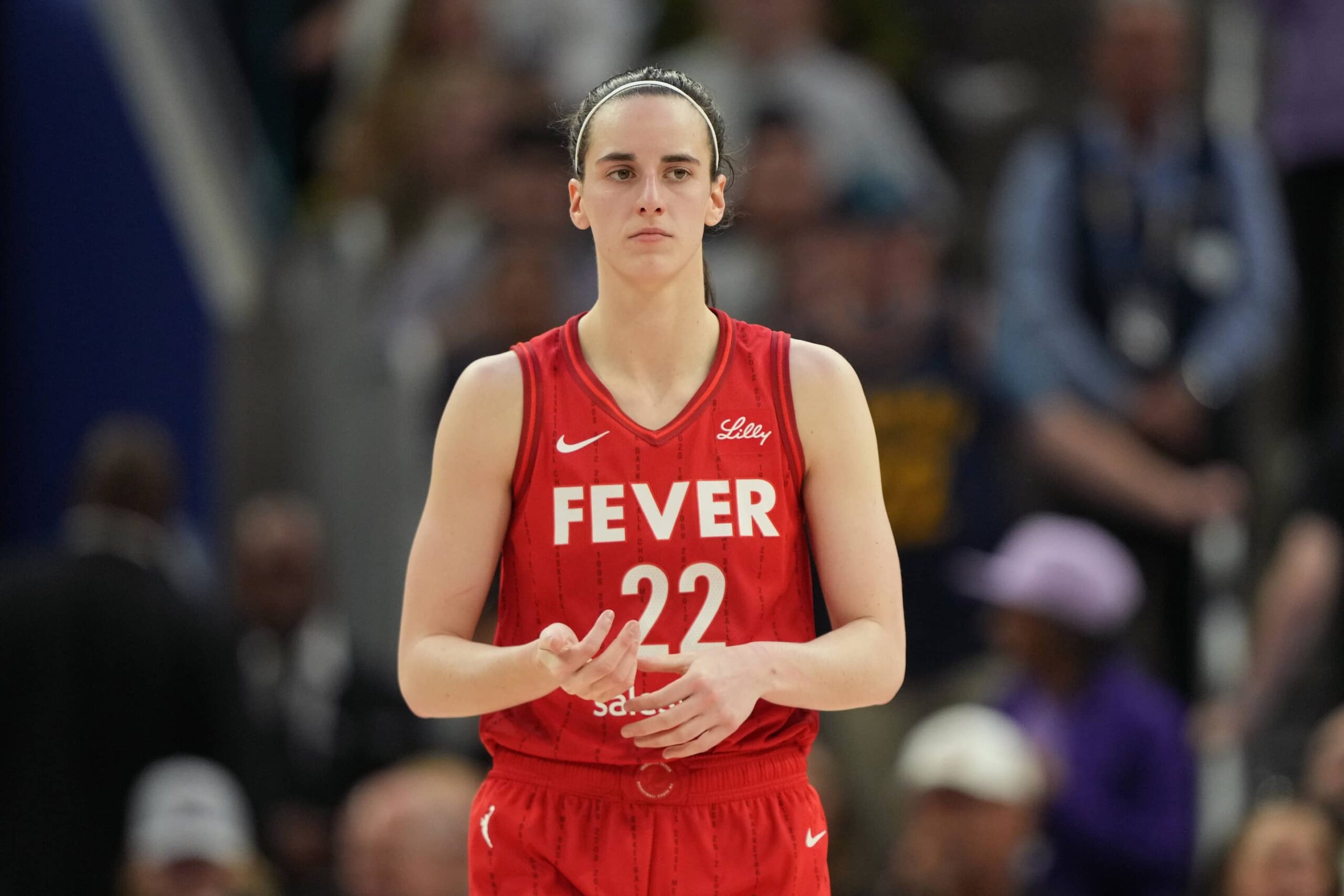 Indiana Fever guard Caitlin Clark (22) during the fourth quarter against the Golden State Valkyries at Chase Center.