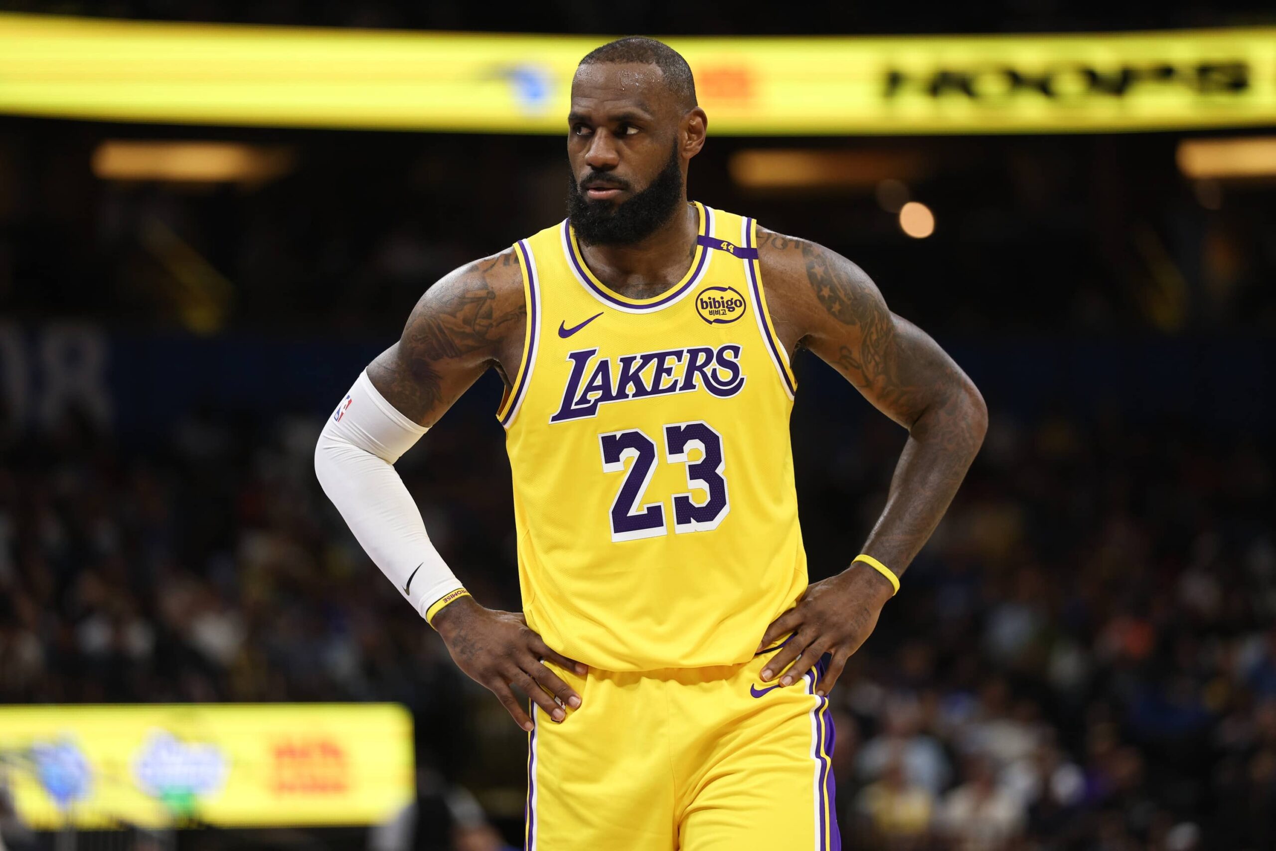 Lakers forward LeBron James looks on against the Magic in the second quarter at Kia Center