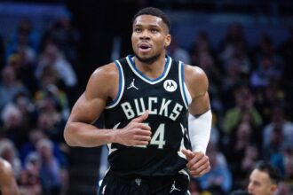 Indianapolis, Indiana, USA; Milwaukee Bucks forward Giannis Antetokounmpo (34) in the second half against the Indiana Pacers at Gainbridge Fieldhouse. Mandatory Credit: Trevor Ruszkowski-Imagn Images