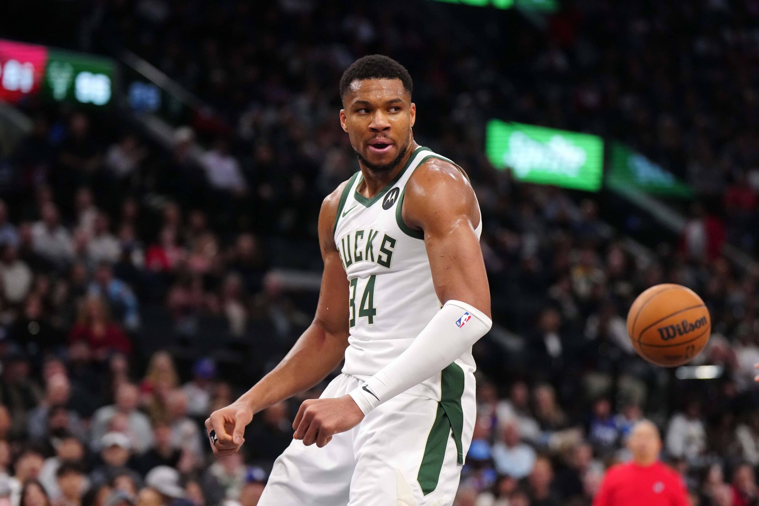 Jan 25, 2025; Inglewood, California, USA; Milwaukee Bucks forward Giannis Antetokounmpo (34) celebrates against the LA Clippers in the second half at Intuit Dome. Mandatory Credit: Kirby Lee-Imagn Images