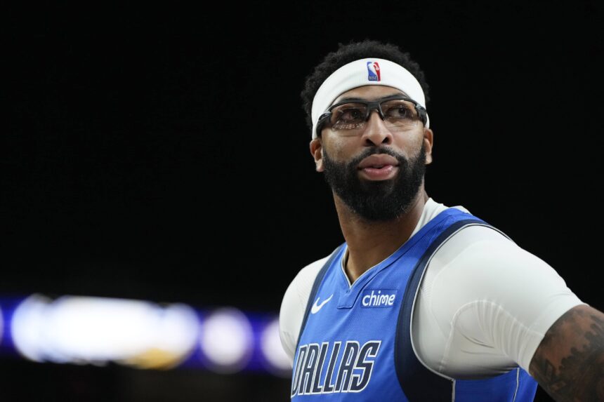 Dallas Mavericks forward Anthony Davis (3) looks outward during the first half against the Los Angeles Lakers at T-Mobile Arena.