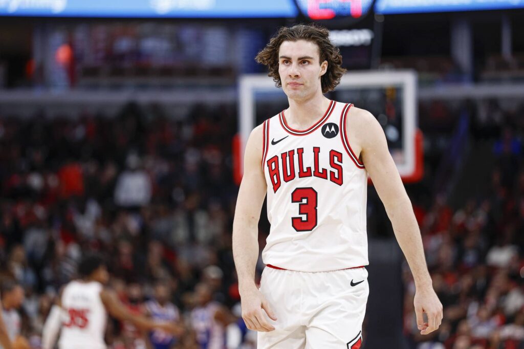 Chicago Bulls guard Josh Giddey (3) reacts during the second half at United Center.
