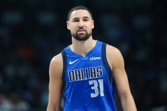 Dallas Mavericks guard Klay Thompson (31) reacts against the New Orleans Pelicans during the first quarter at American Airlines Center.