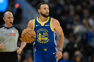 Nov 4, 2025; San Francisco, California, USA; Golden State Warriors guard Stephen Curry (30) dribbles against the Phoenix Suns in the fourth quarter at Chase Center. Mandatory Credit: Eakin Howard-Imagn Images