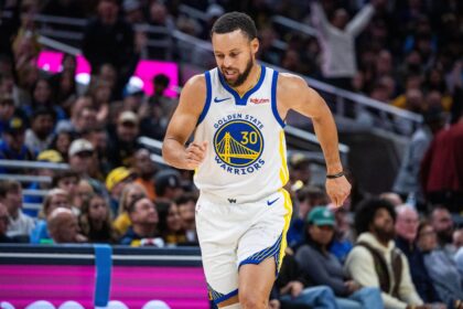Indianapolis, Indiana, USA; Golden State Warriors guard Stephen Curry (30) celebrates a made basket in the second half against the Indiana Pacers at Gainbridge Fieldhouse. Mandatory Credit: Trevor Ruszkowski-Imagn Images