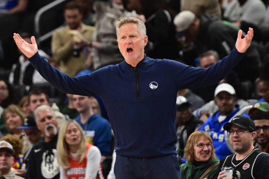 Milwaukee, Wisconsin, USA; Golden State Warriors head coach Steve Kerr reacts in the 3rd quarter against the Milwaukee Bucks at Fiserv Forum. Mandatory Credit: Benny Sieu-Imagn Images