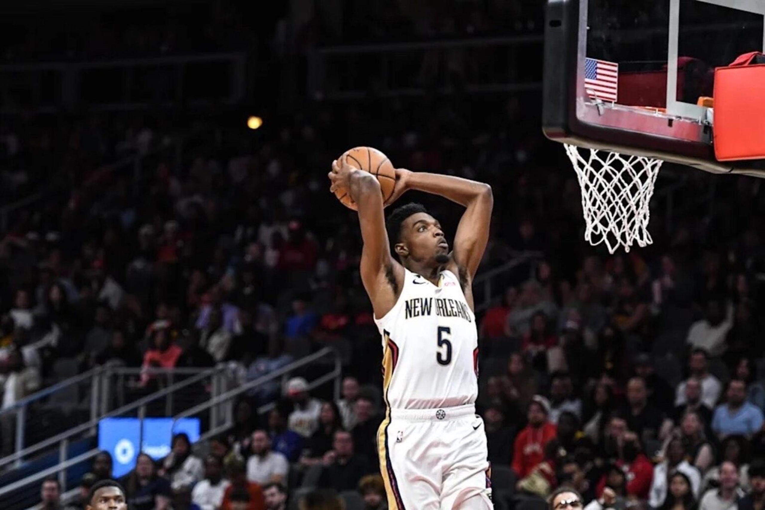 Nov 5, 2022; Atlanta, Georgia, USA; New Orleans Pelicans forward Herb Jones (5) dunks against the New Orleans Pelicans in the second quarter at State Farm Arena. Mandatory Credit: Larry Robinson-Imagn Images