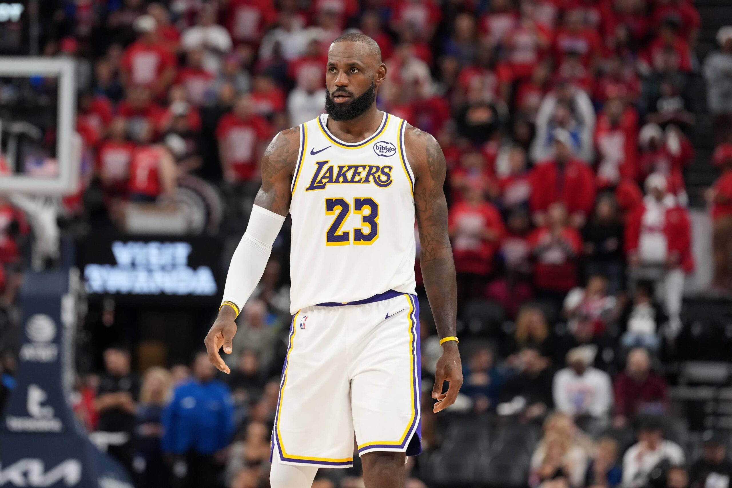 Los Angeles Lakers forward Lebron James (23) reacts against the LA Clippers in the second half at Intuit Dome.