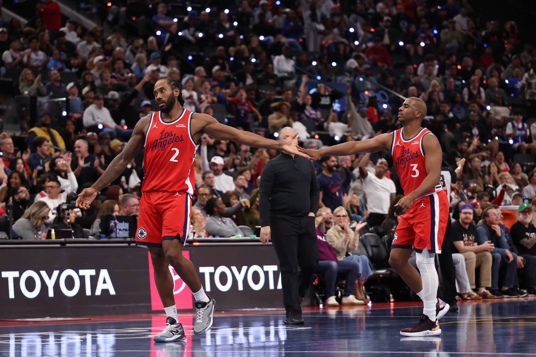 Choose Quality Full Resolution (3606 x 2405) Low Resolution (1803 x 1202.5) Headline: NBA: Memphis Grizzlies at Los Angeles Clippers Caption: Nov 28, 2025; Inglewood, California, USA; Los Angeles Clippers forward Kawhi Leonard (2) high-fives guard Chris Paul (3) during the second half against the Memphis Grizzlies at Intuit Dome. Mandatory Credit: Kiyoshi Mio-Imagn Images