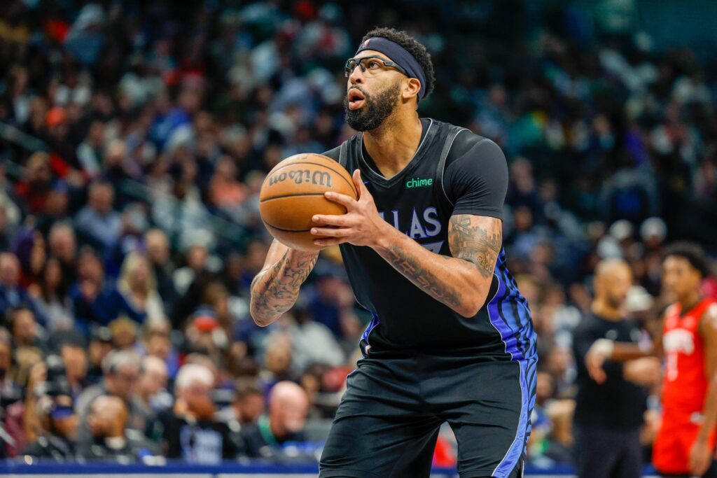 Dallas, Texas, USA; Dallas Mavericks forward Anthony Davis (3) takes a free throw late in the game against the Houston Rockets at American Airlines Center. Mandatory Credit: Andrew Dieb-Imagn Images