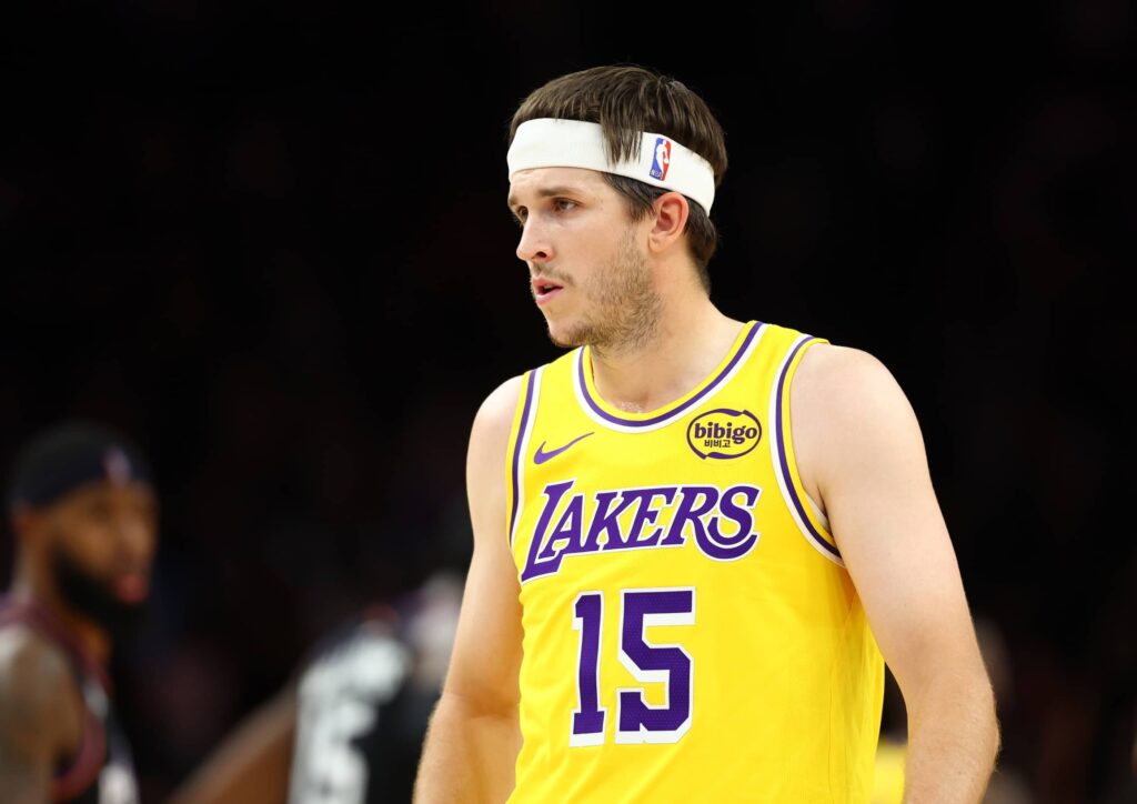 Los Angeles Lakers guard Austin Reaves (15) against the Phoenix Suns at Mortgage Matchup Center.