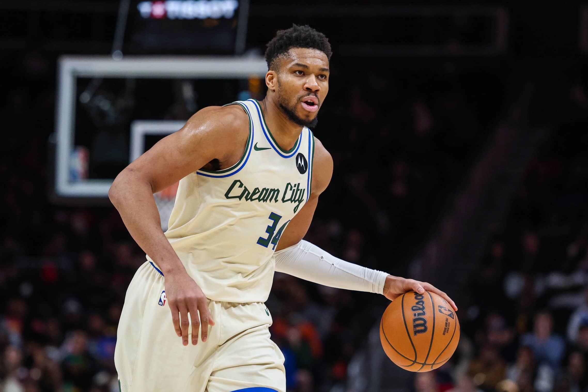 Jan 19, 2026; Atlanta, Georgia, USA; Milwaukee Bucks forward Giannis Antetokounmpo (34) dribbles the ball down the court against the Atlanta Hawks during the fourth quarter at State Farm Arena. Mandatory Credit: Jordan Godfree-Imagn Images