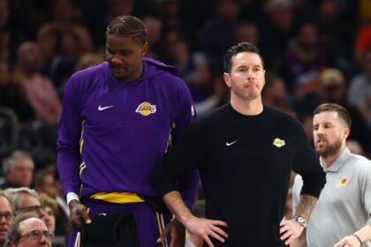 Los Angeles Lakers center Deandre Ayton (left) and head coach JJ Redick against the Phoenix Suns at Mortgage Matchup Center.