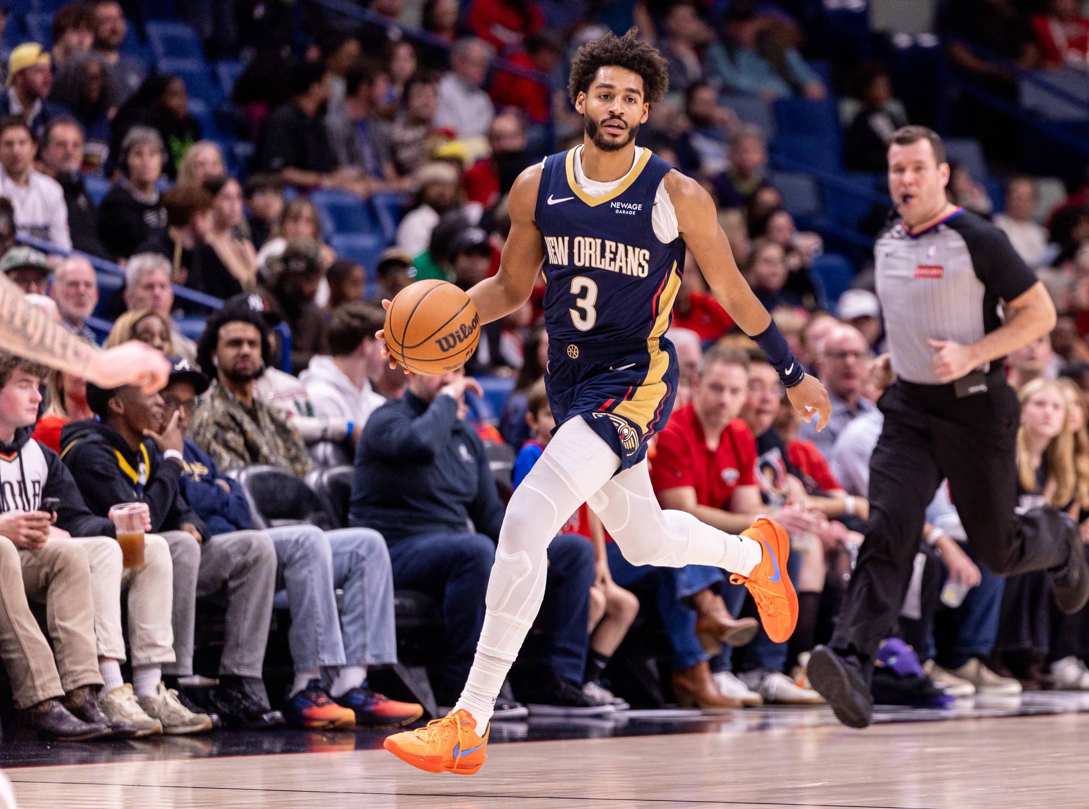 Dec 20, 2025; New Orleans, Louisiana, USA; New Orleans Pelicans guard Jordan Poole (3) brings the ball up court against the Indiana Pacers during the first half at Smoothie King Center. Mandatory Credit: Stephen Lew-Imagn Images