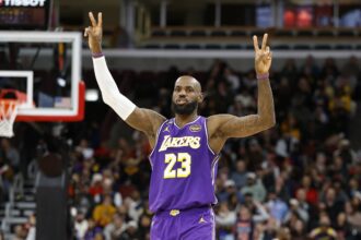 Jan 26, 2026; Chicago, Illinois, USA; Los Angeles Lakers forward LeBron James (23) reacts against the Chicago Bulls during the second half at United Center. Mandatory Credit: Kamil Krzaczynski-Imagn Images
